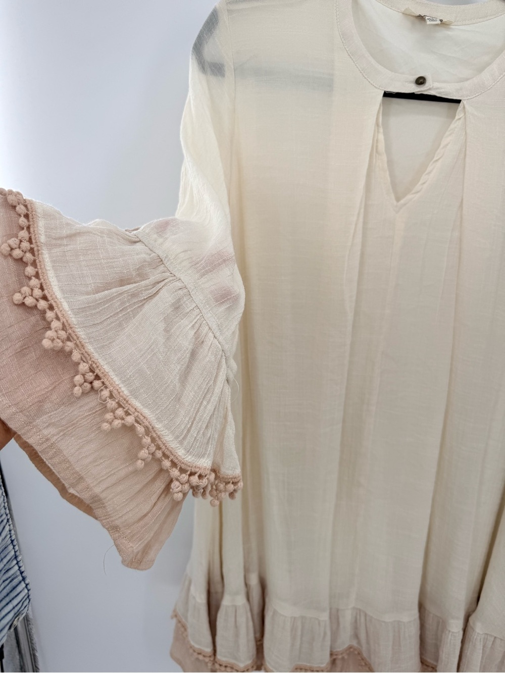 Umgee Boho Ruffle Mini Dress Pom Pom Trim Cottagecore Festival M Romantic - Picture 3 of 9
